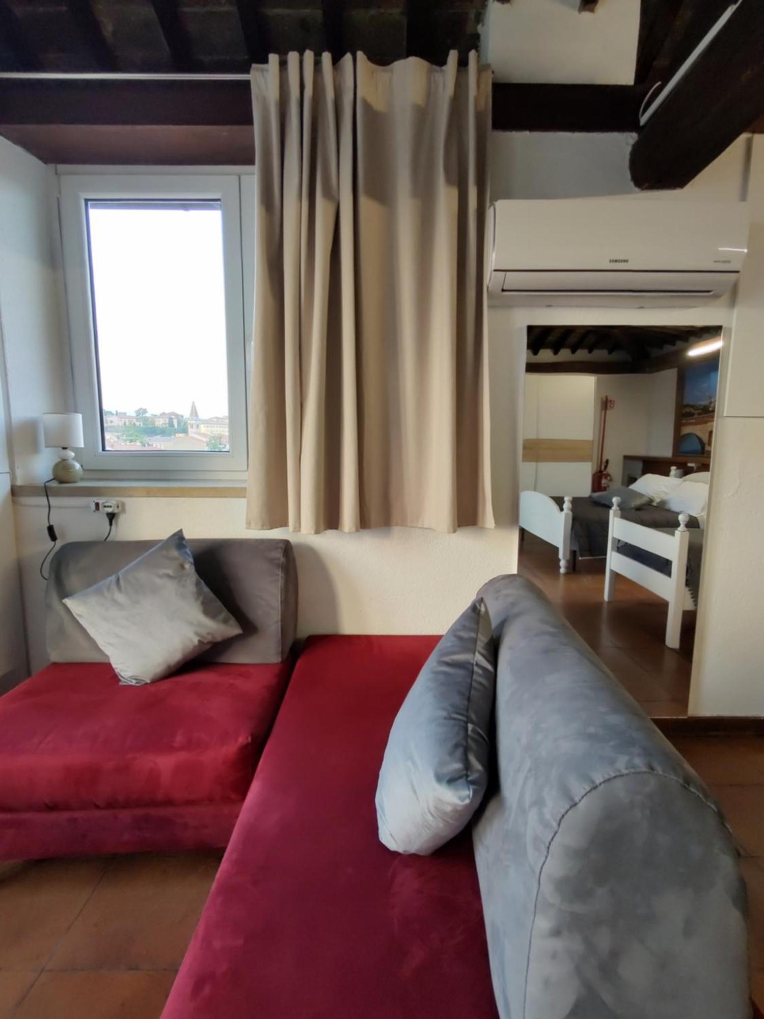 Verona Relax & Stay Rooms Eksteriør billede